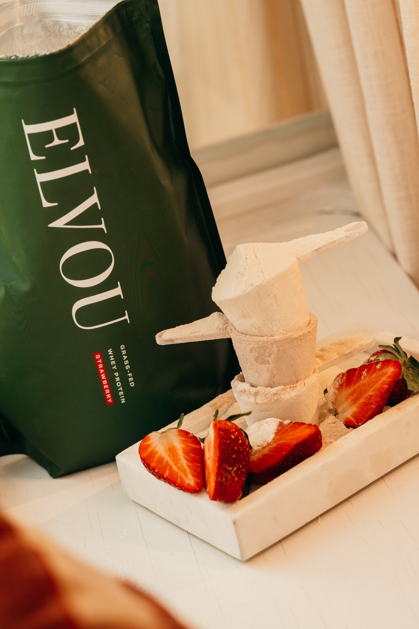 ELVOU Grasgevoerde Whey Aardbei