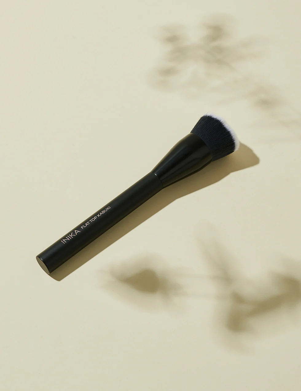 INIKA Flat Top Kabuki Brush