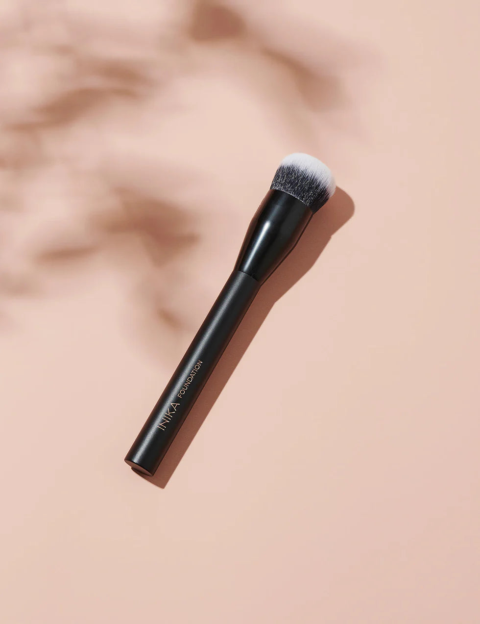 INIKA Foundation Brush.