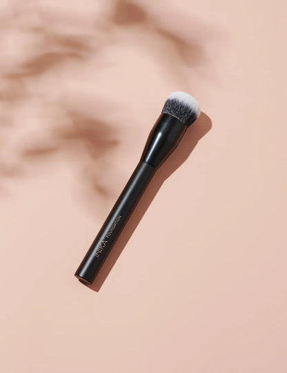 INIKA Foundation Brush.